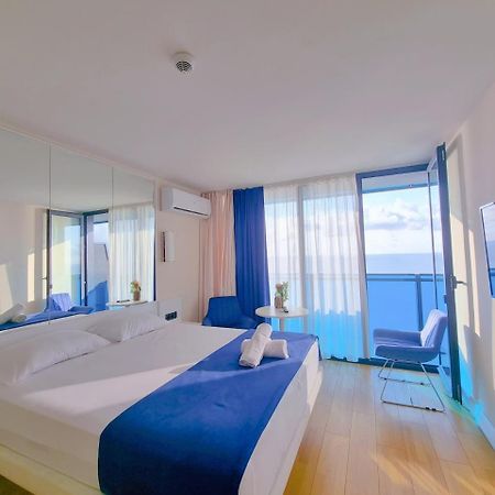 Orbi City Aparthotel Батуми Экстерьер фото