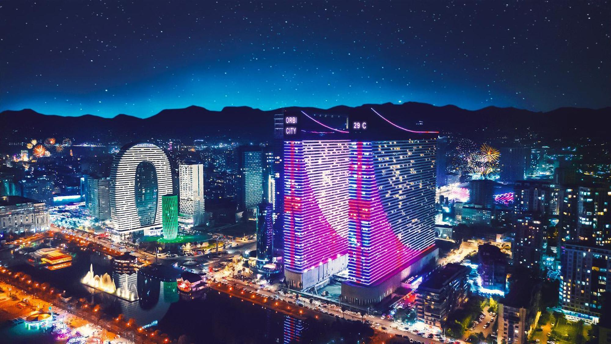 Orbi City Aparthotel Батуми Экстерьер фото