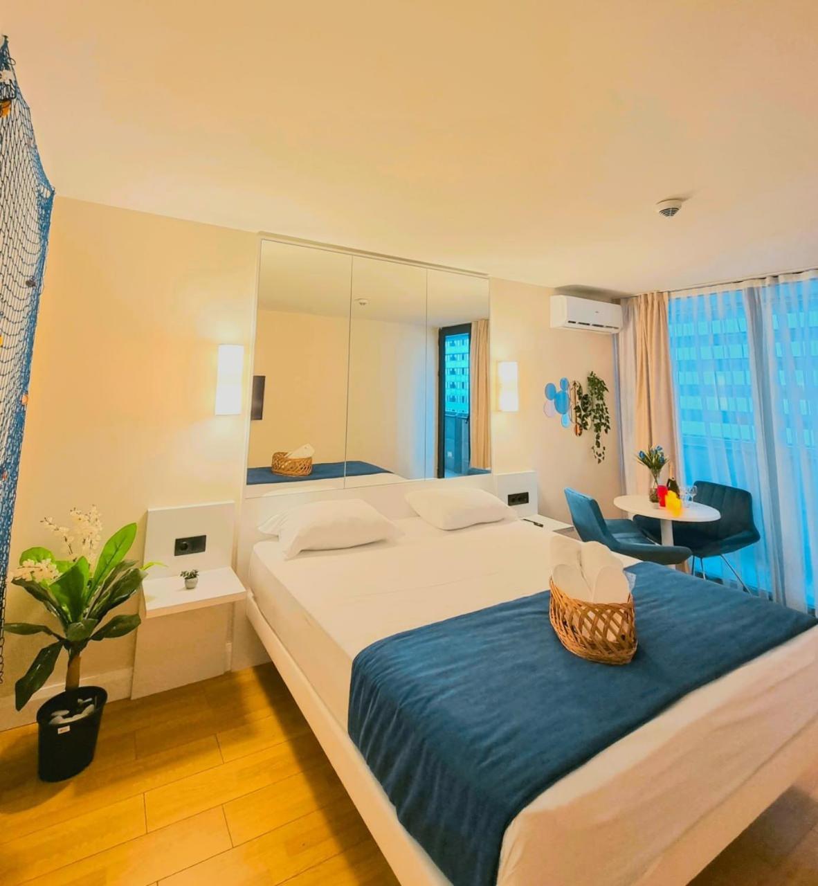 Orbi City Aparthotel Батуми Экстерьер фото